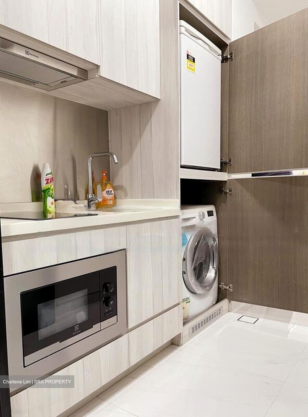 Park 1 Suites (D14), Apartment #457079641